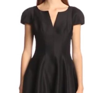 Halston Heritage Women's Short Sleeve Notch Neck